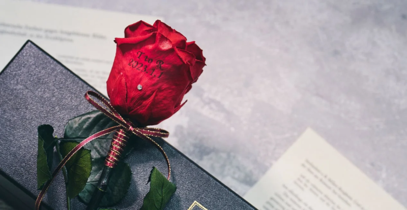 赤いバラのプリザーブドフラワー