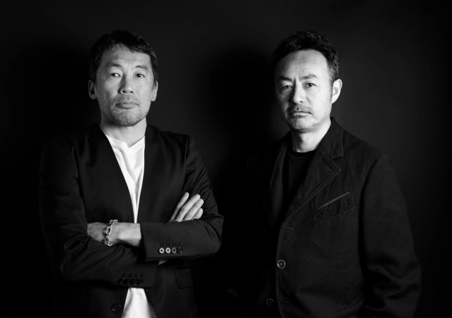 e.m.設立者の白黒ポートレート