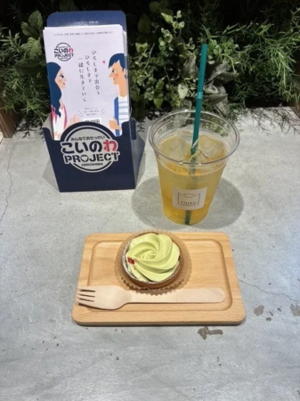 抹茶タルトとドリンク